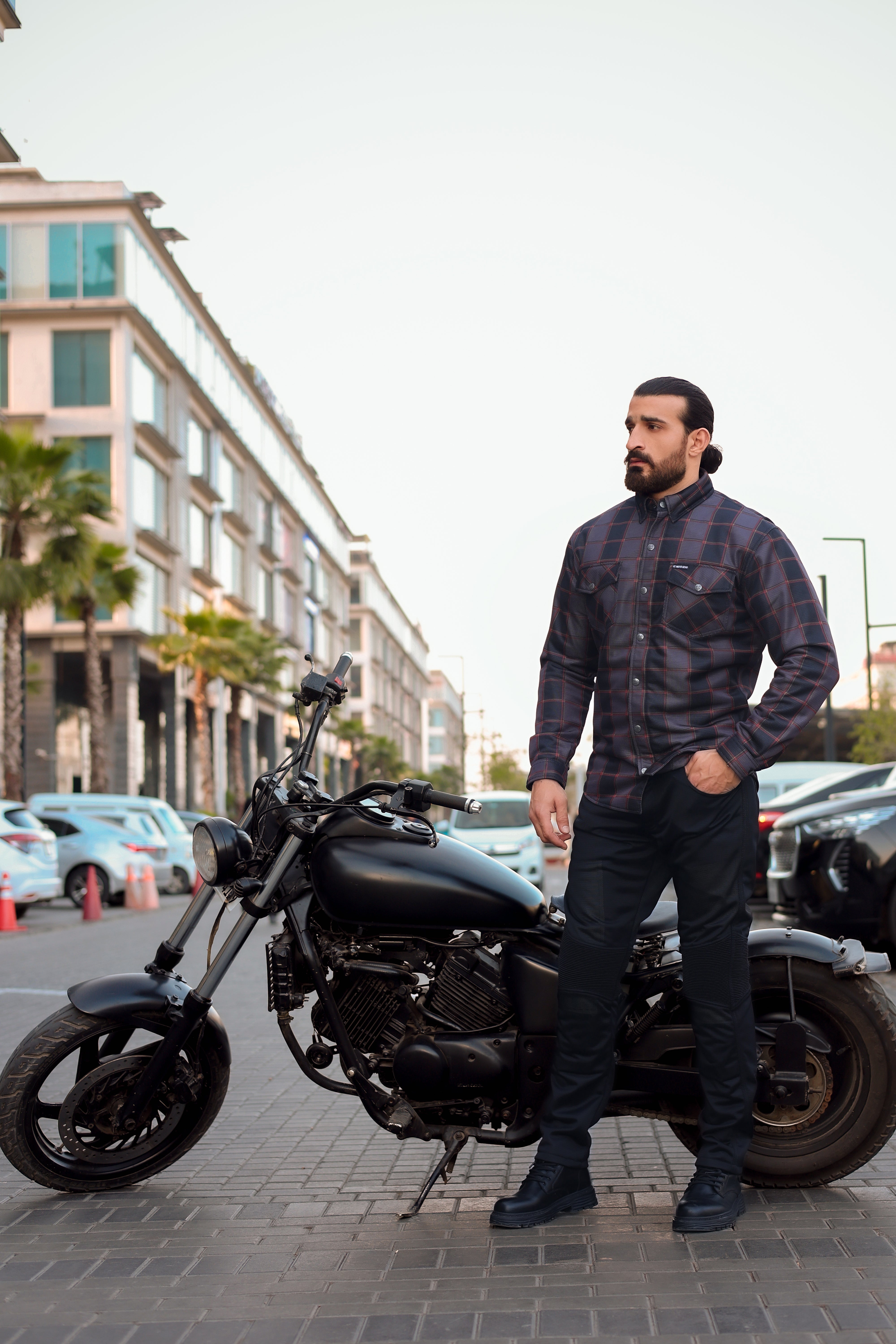 Black mesh protective pant